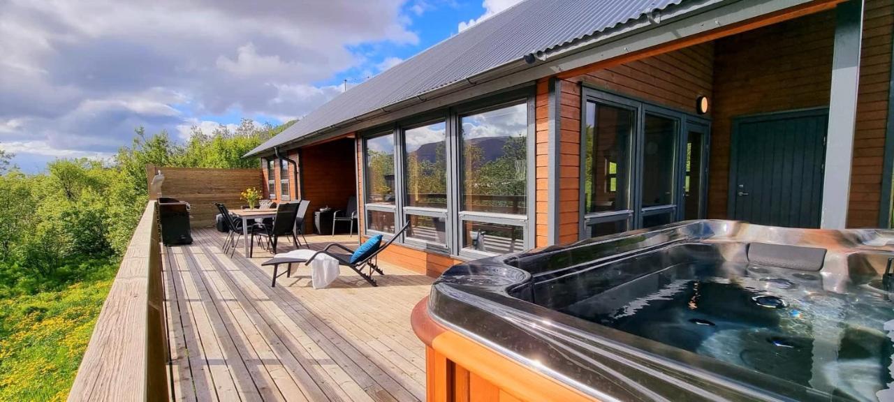 Dixon Cabin nr. 4 / Dixon Sumarhús nr. 4 Tálknafirði Villa Talknafjordur Exterior foto