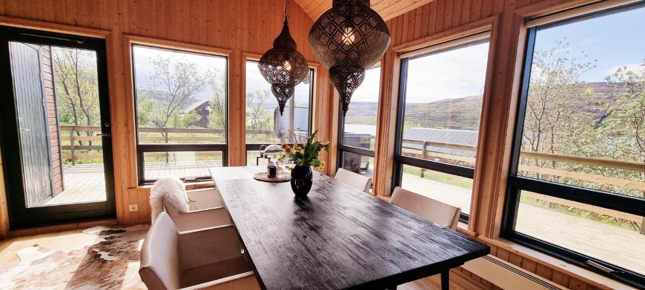 Dixon Cabin nr. 4 / Dixon Sumarhús nr. 4 Tálknafirði Villa Talknafjordur Exterior foto
