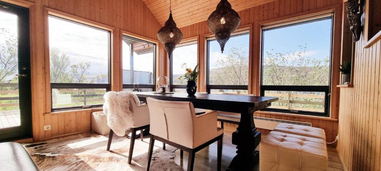 Dixon Cabin nr. 4 / Dixon Sumarhús nr. 4 Tálknafirði Villa Talknafjordur Exterior foto